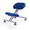 Sgabello ergonomico blu per casa o ufficio con ruote parquet